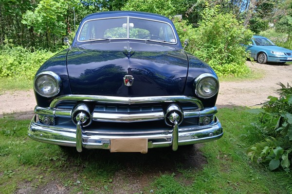 ford custom delux 2d